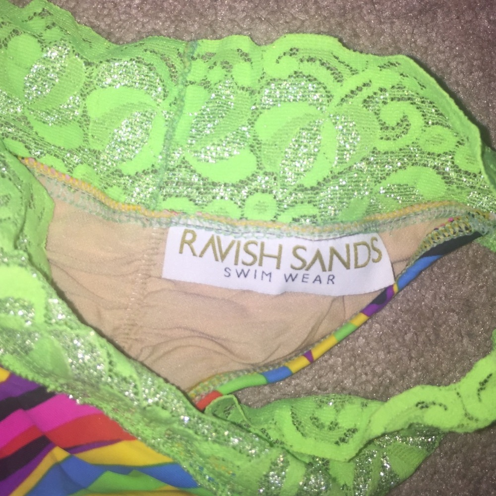 Ravish Sands Suit - Picture 4 of 4